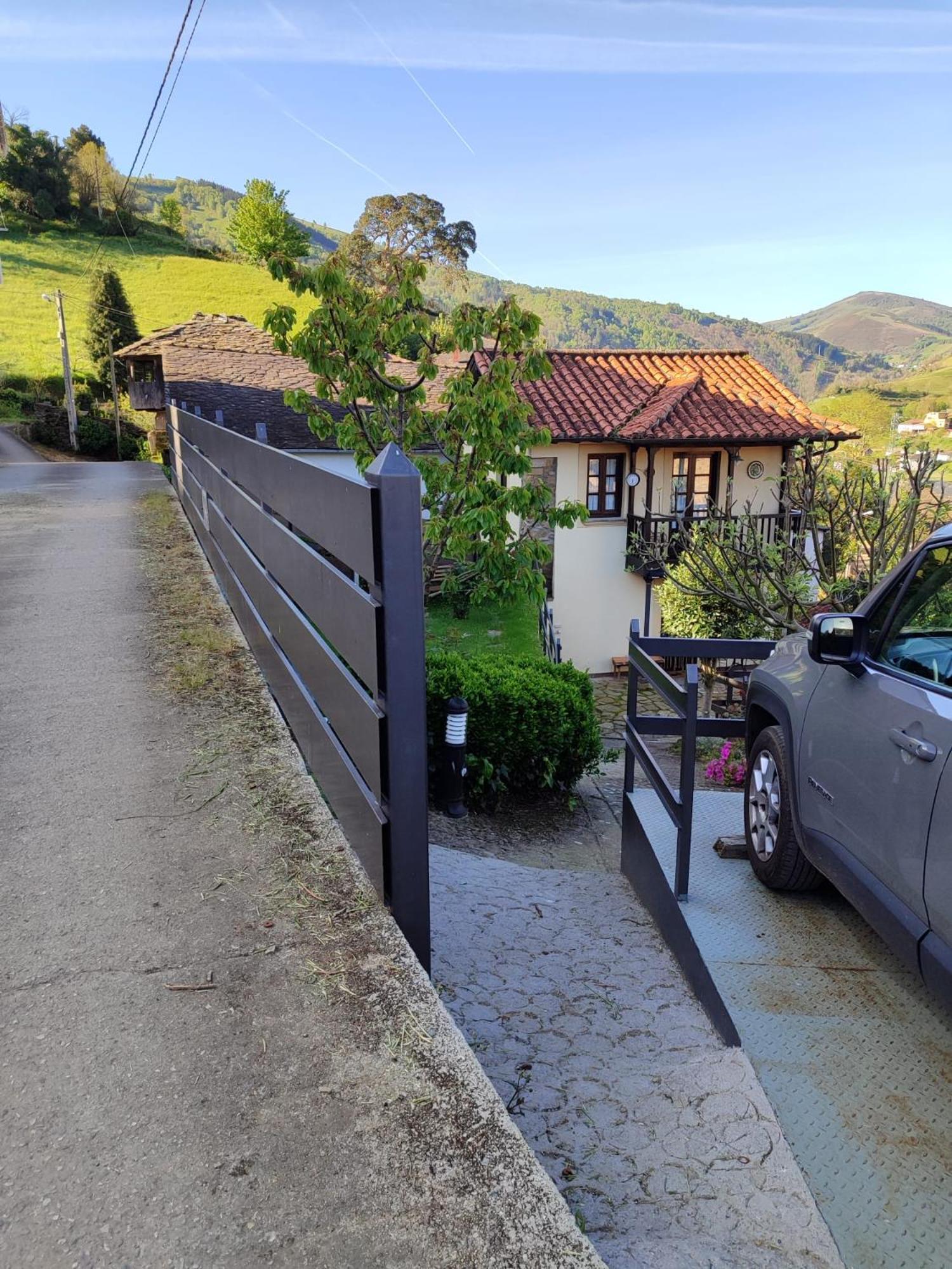 La Casina De Santulaya Villa Adrales ภายนอก รูปภาพ